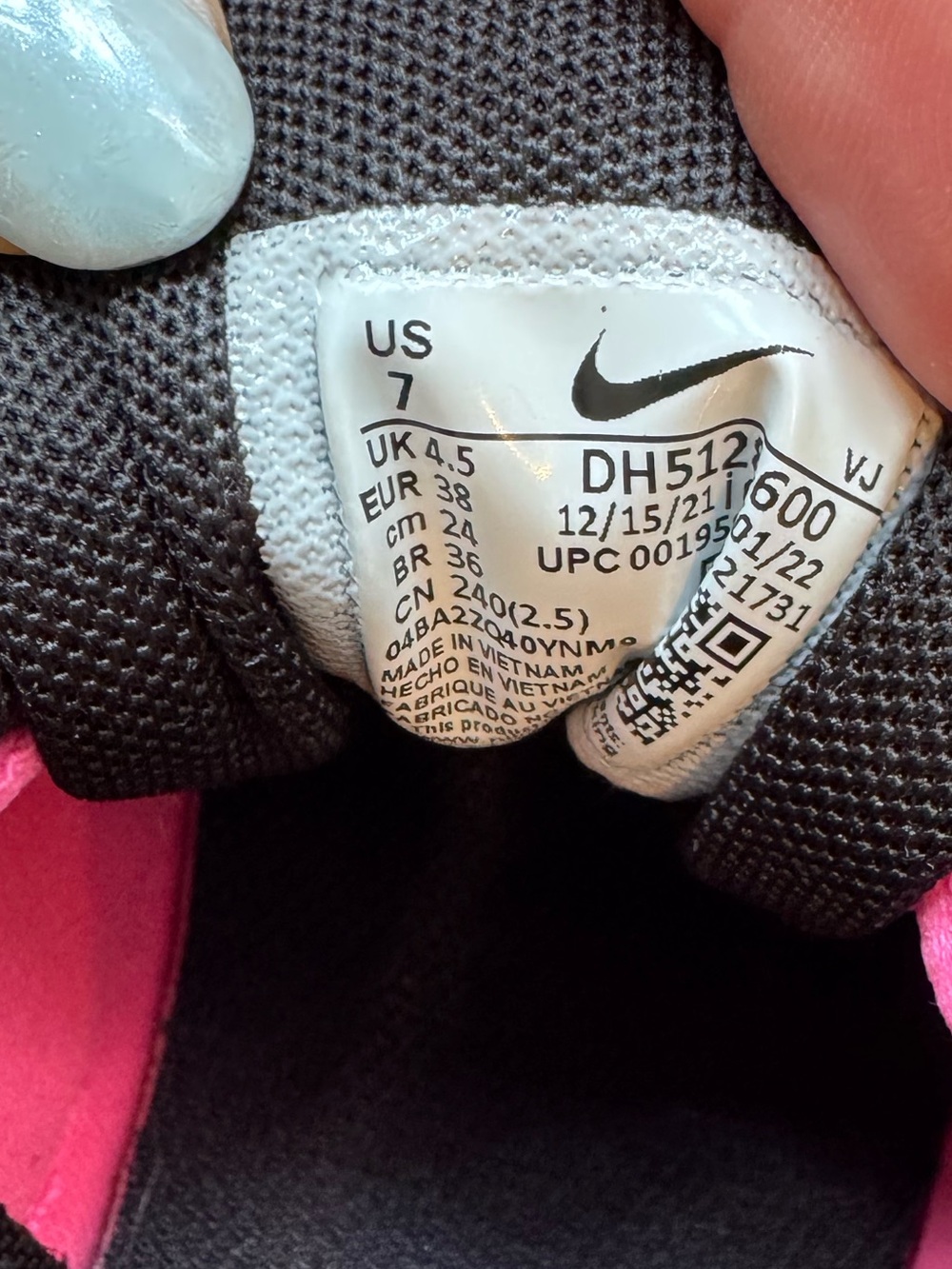 New without box Nike hot pink sneakers size 7 - Picture 5 of 7